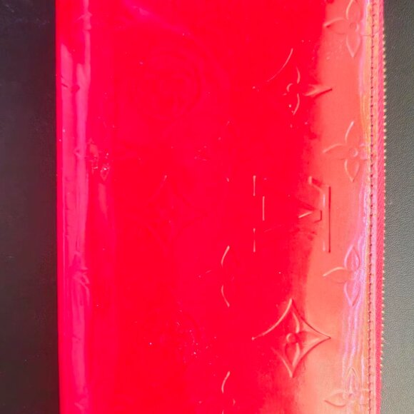 Louis Vuitton Monogram Red Vernis Patent Leather Zippy Waller w/COA - Picture 5 of 7